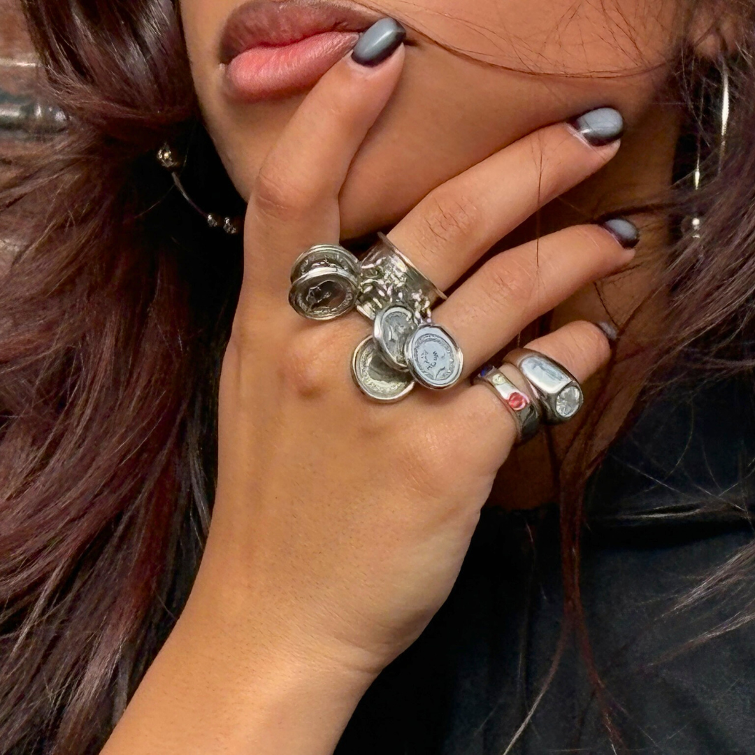 Seretna Pinky Ring